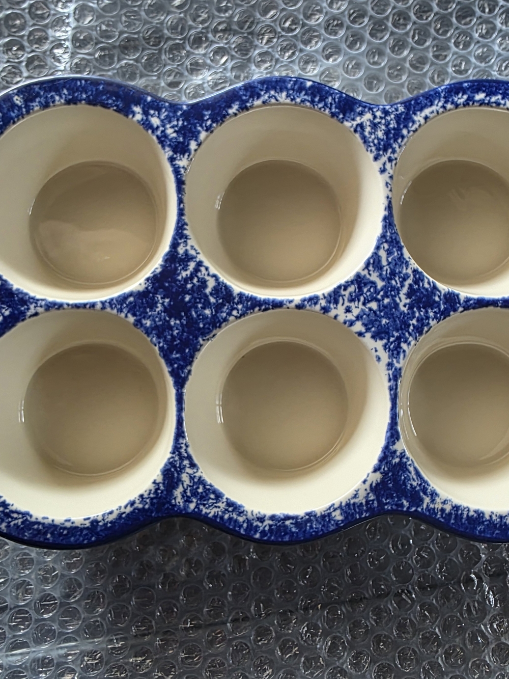 Blue Speckled Ceramic 6-Cup Muffin Pan - Home Kitchen Bakeware
